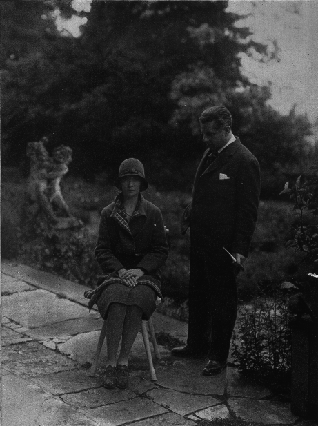 Max Reinhardt mit Lillian Gish, Schloss Leopoldskron, 1928